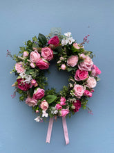 Load image into Gallery viewer, Dolly