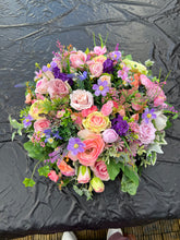 Load image into Gallery viewer, Memorial Posey