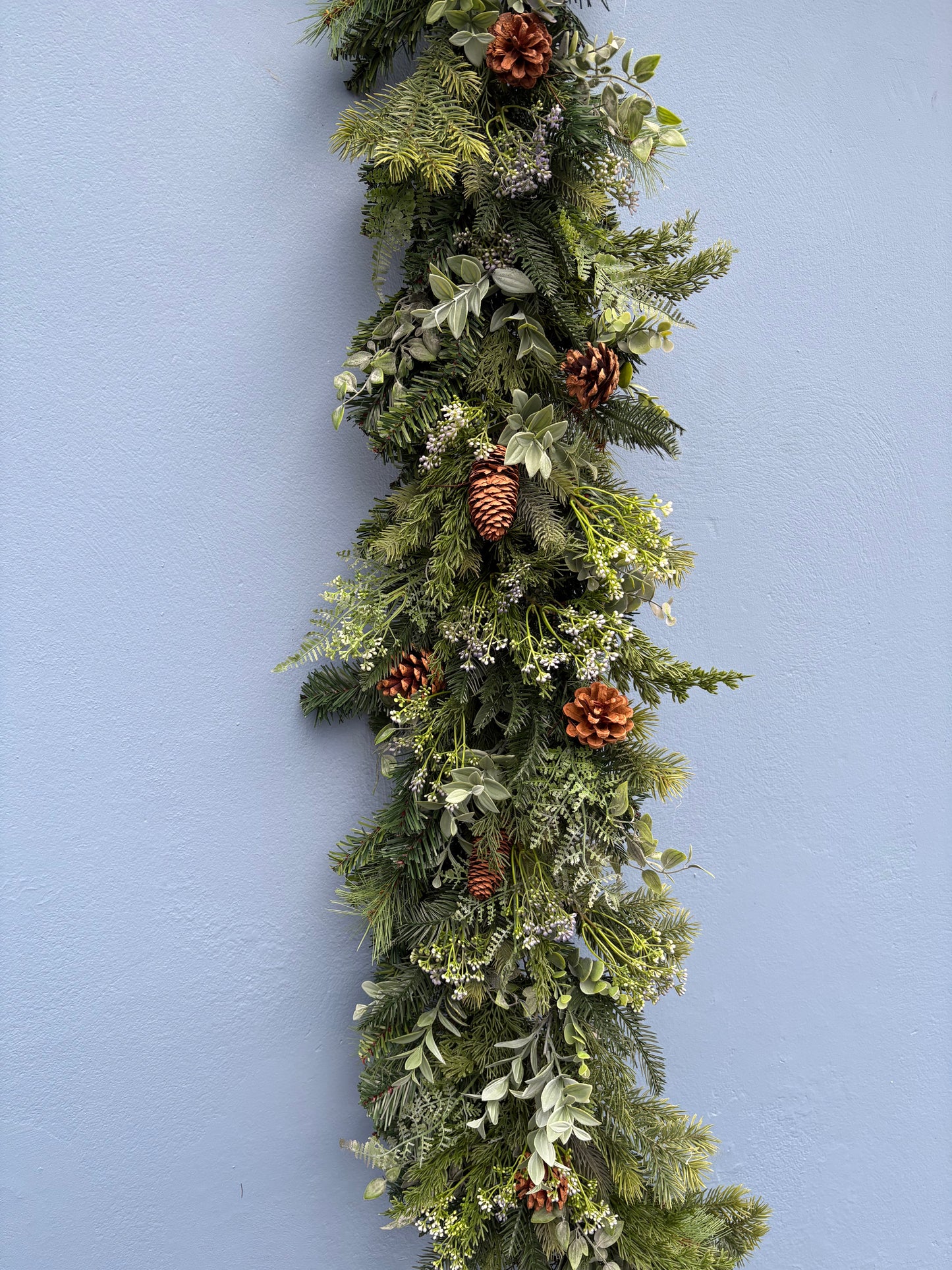 Natural spruce Pinecone Garland