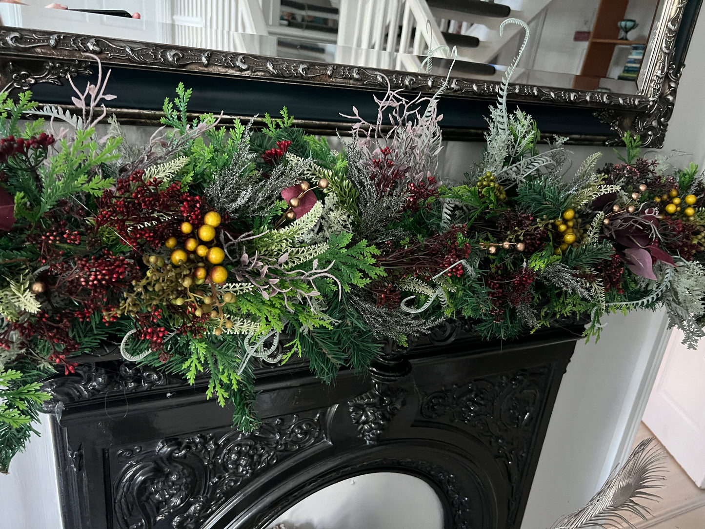 Christmas red & gold Garland