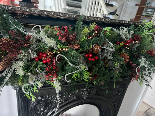 Christmas red & gold Garland
